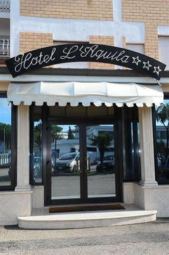 Hotel L'Aquila Pomezia Extérieur photo